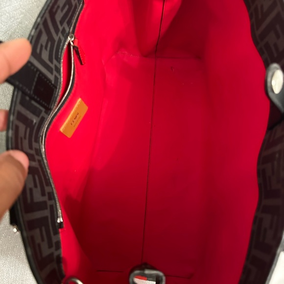 Fendi Roma Amor Monogram Printed Tote Bag - Picture 6 of 15